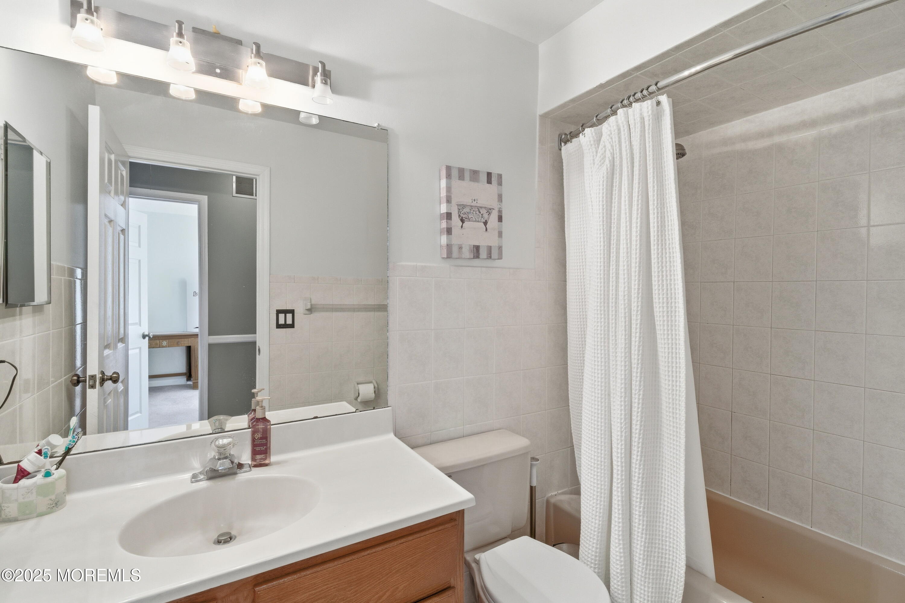 1407 Weeping Willow Court