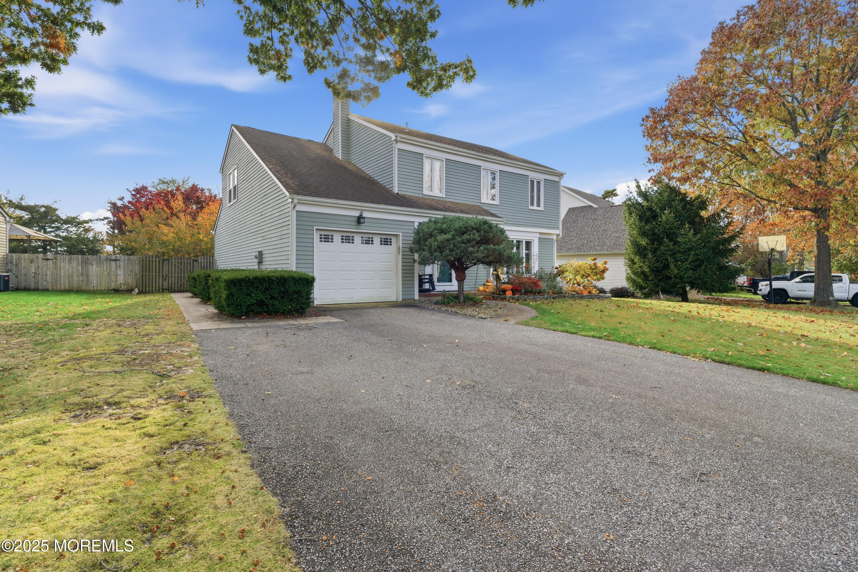 1407 Weeping Willow Court