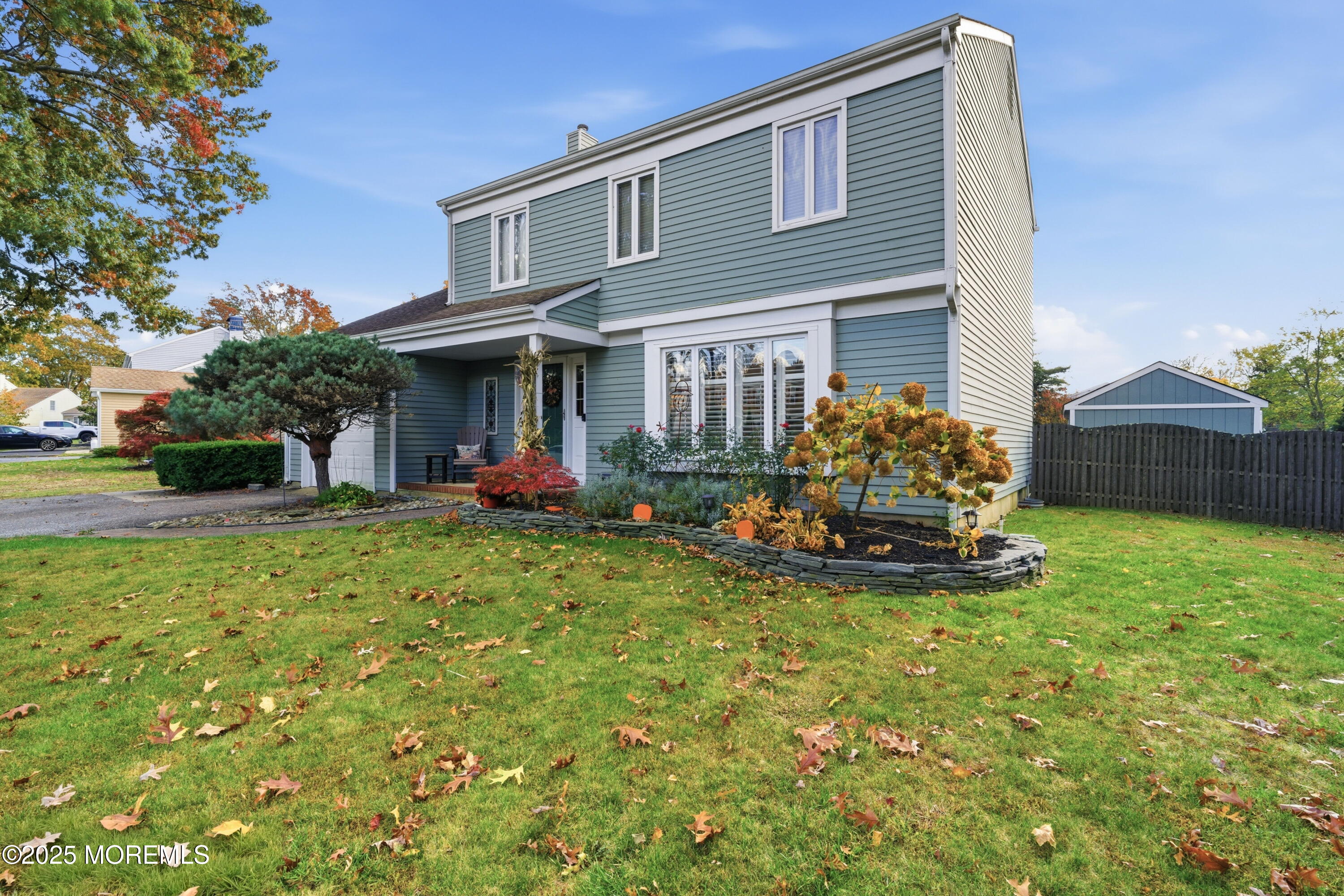 1407 Weeping Willow Court