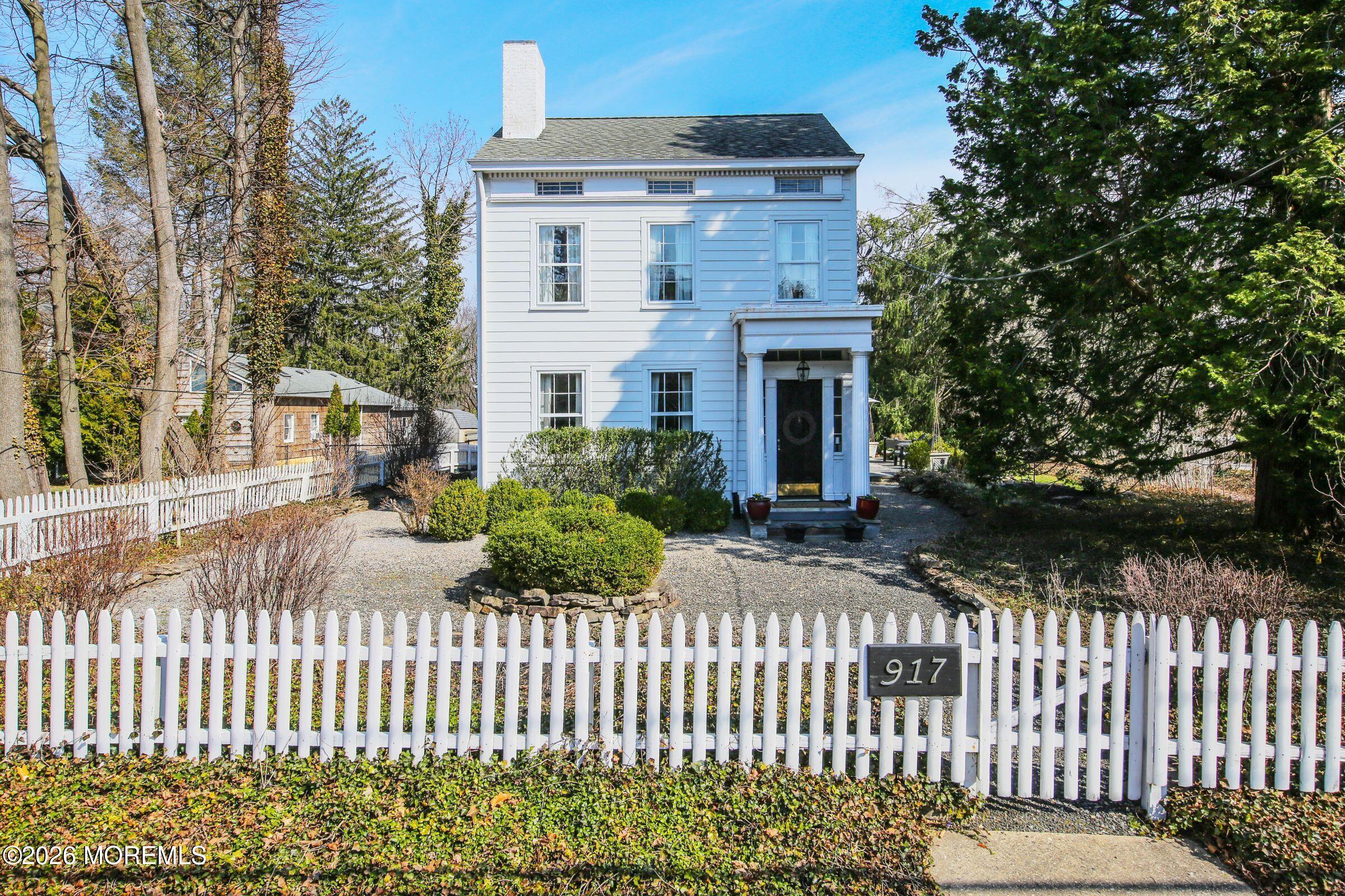 917 Broad Street