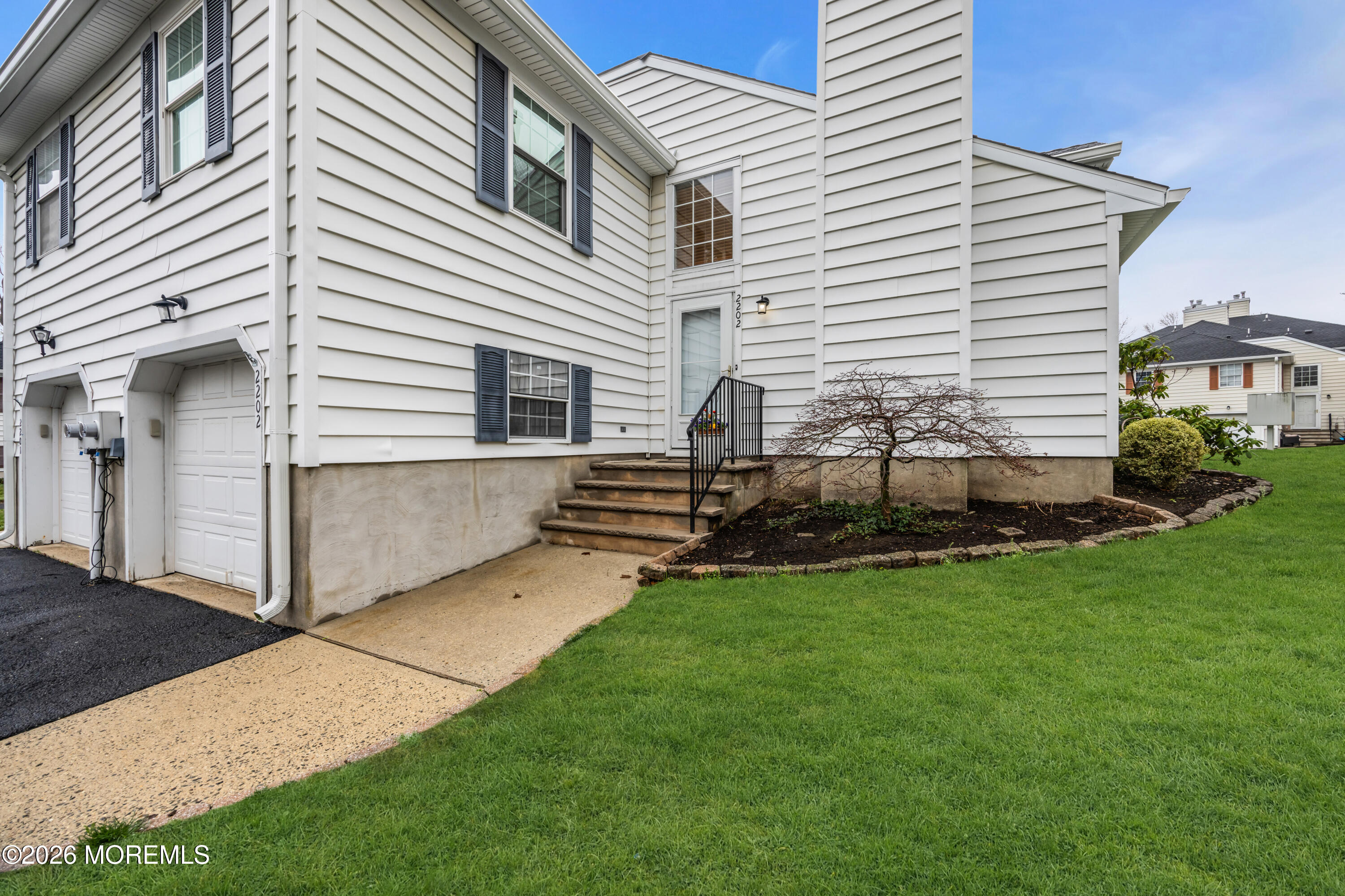 2202 Buckingham Circle