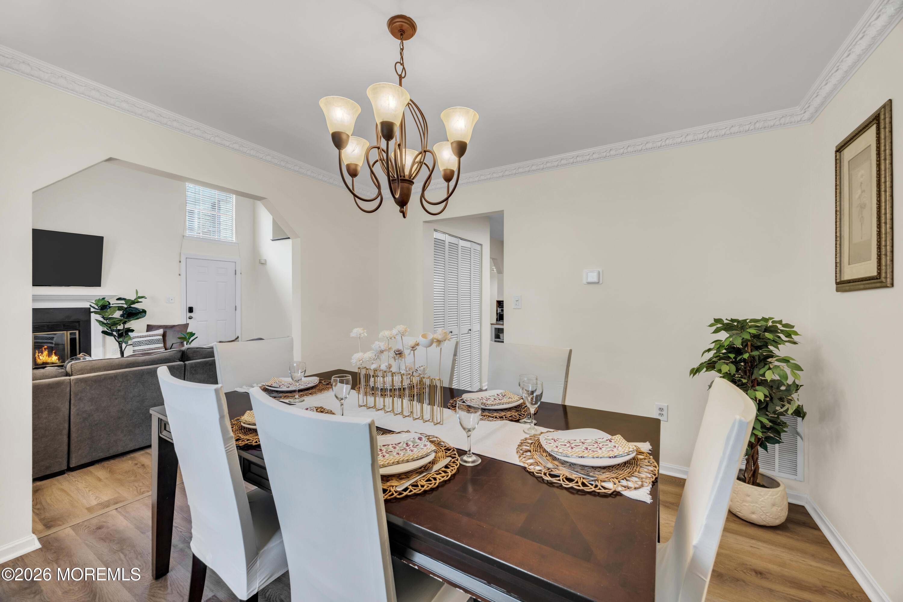 2202 Buckingham Circle