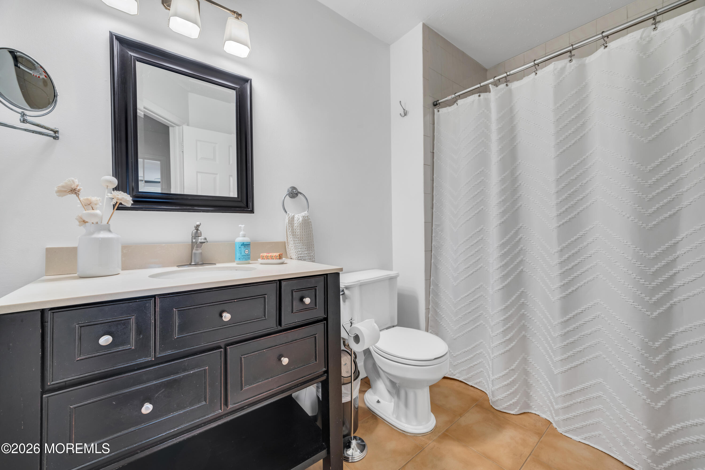 2202 Buckingham Circle