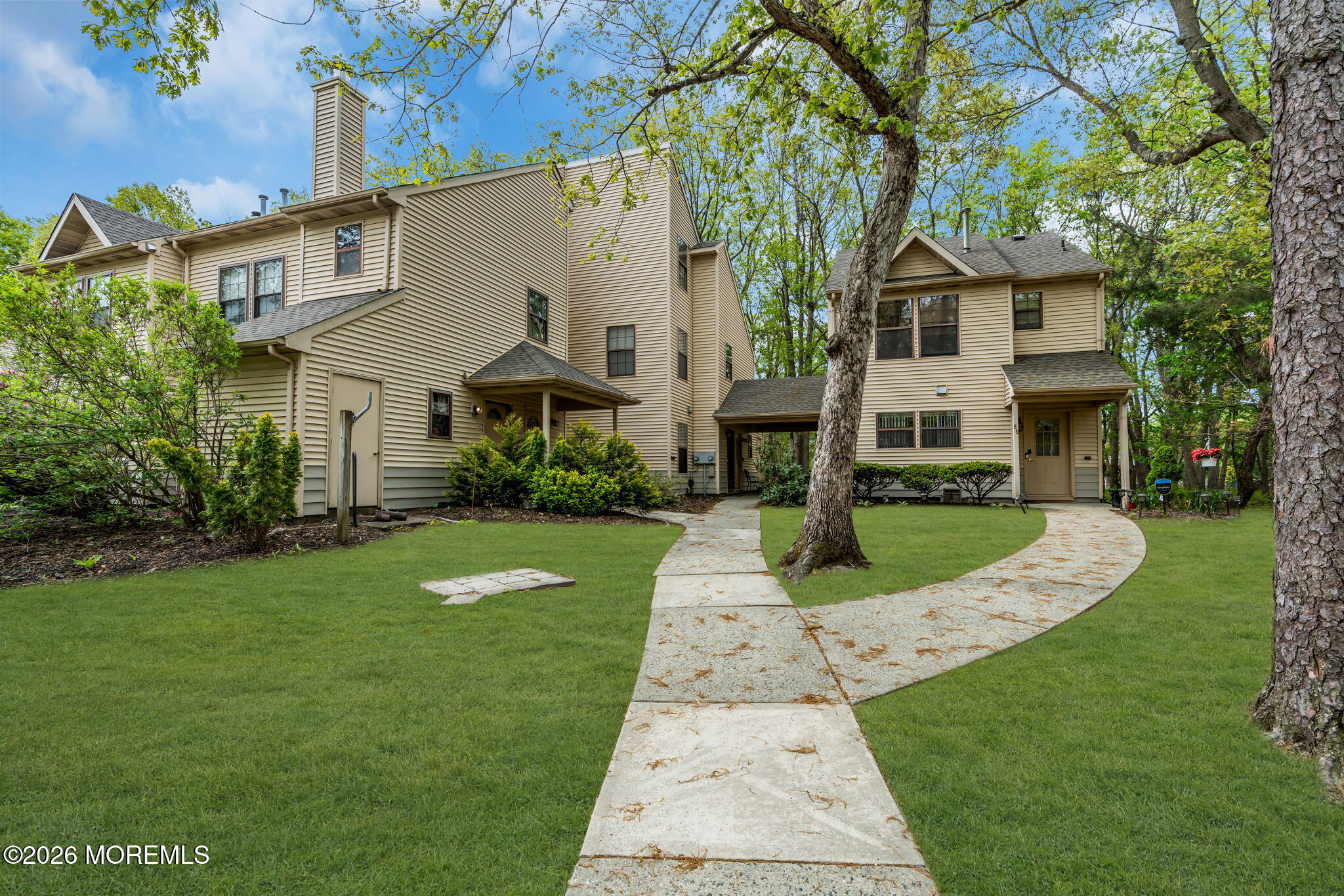 84 Azalea Circle