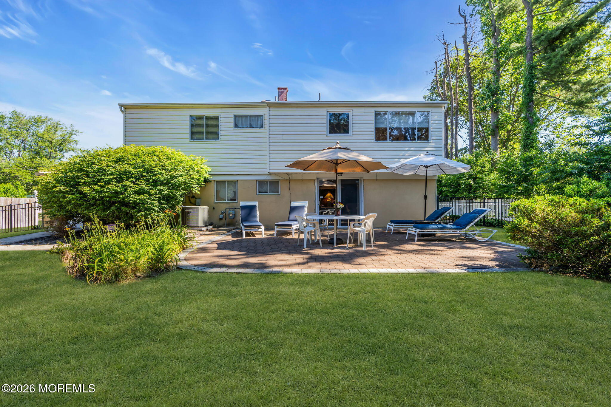 1069 Fairview Drive