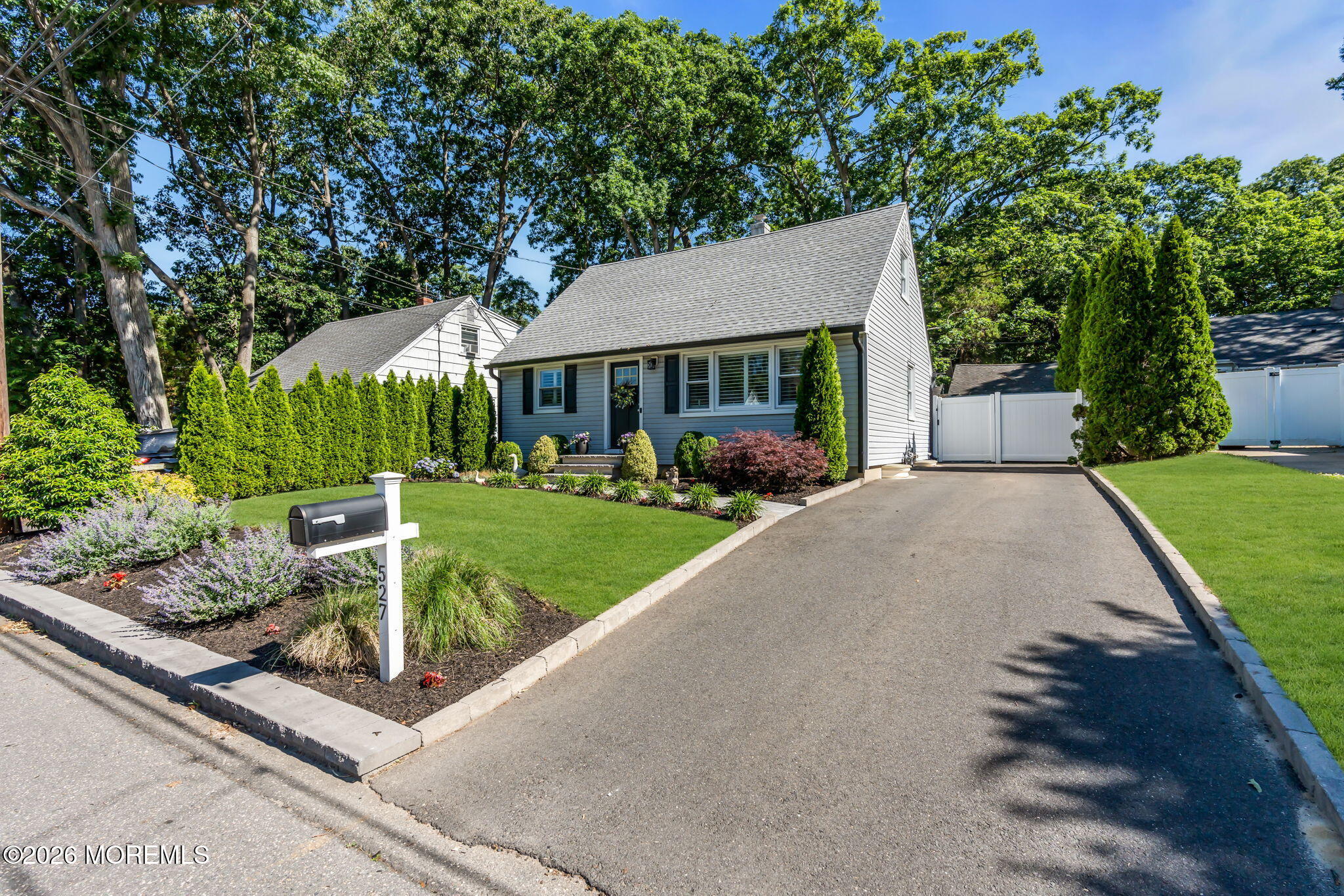 527 Prospect Avenue