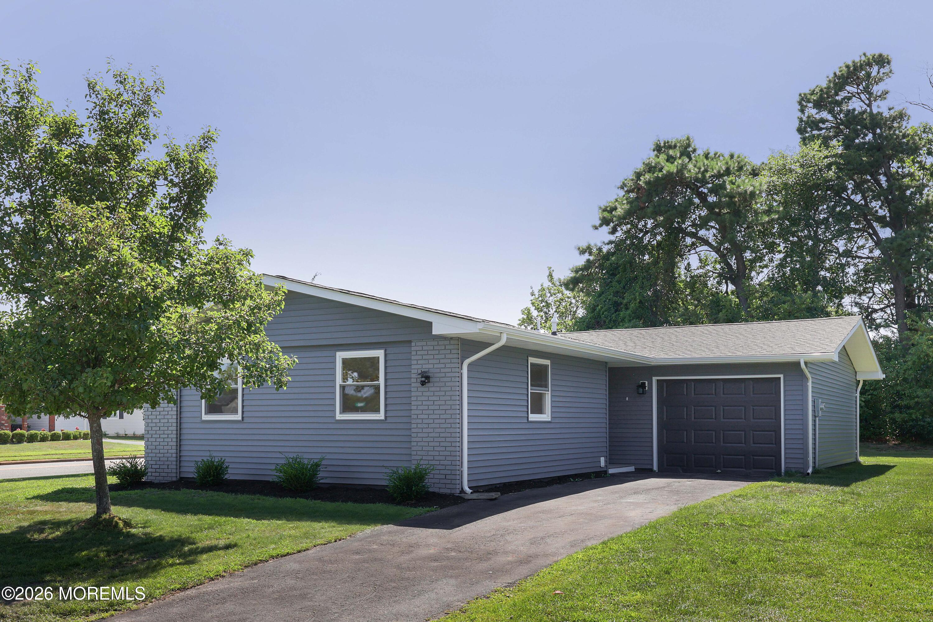 1 Campion Court