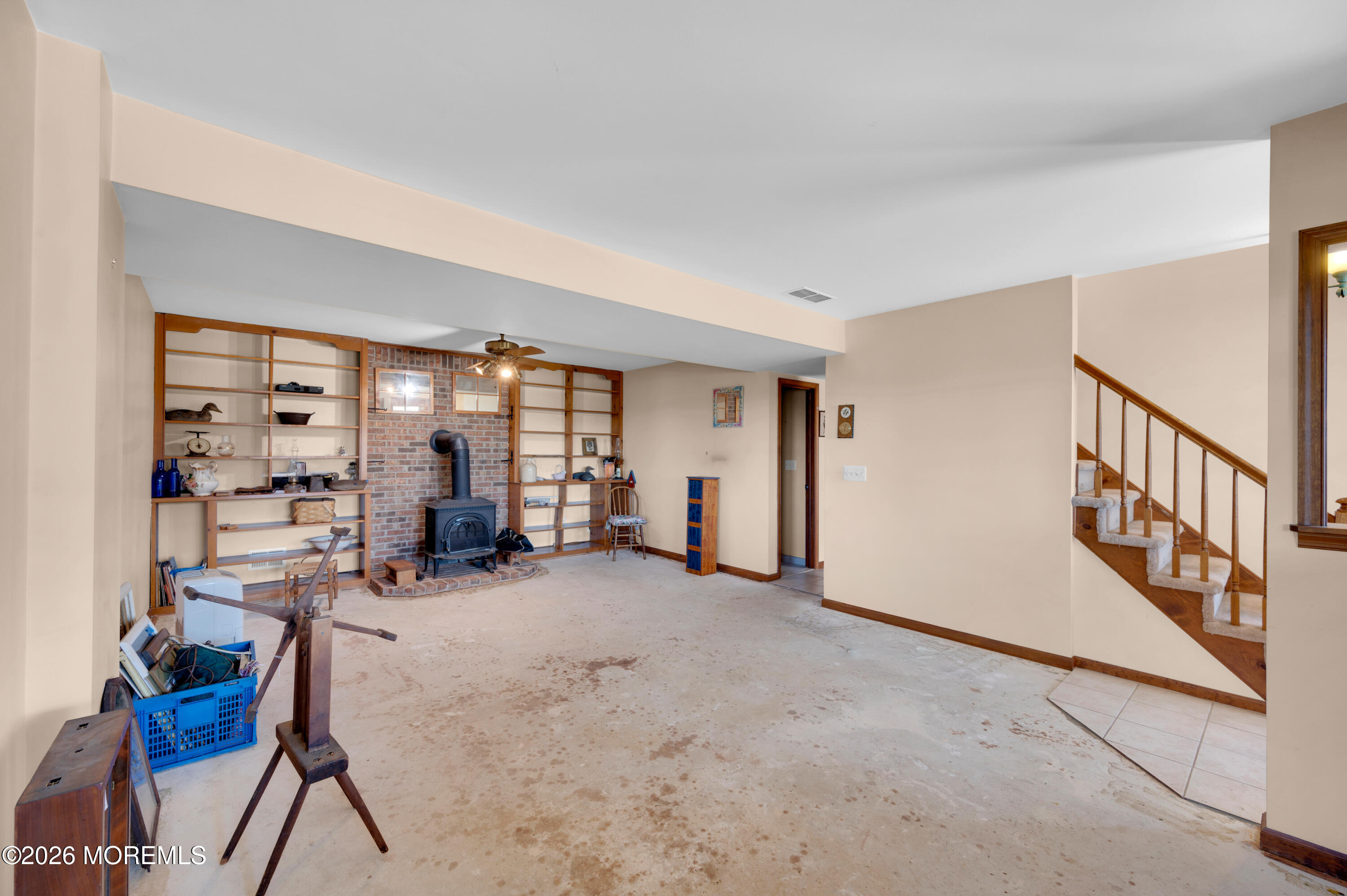 127 Arnold Place