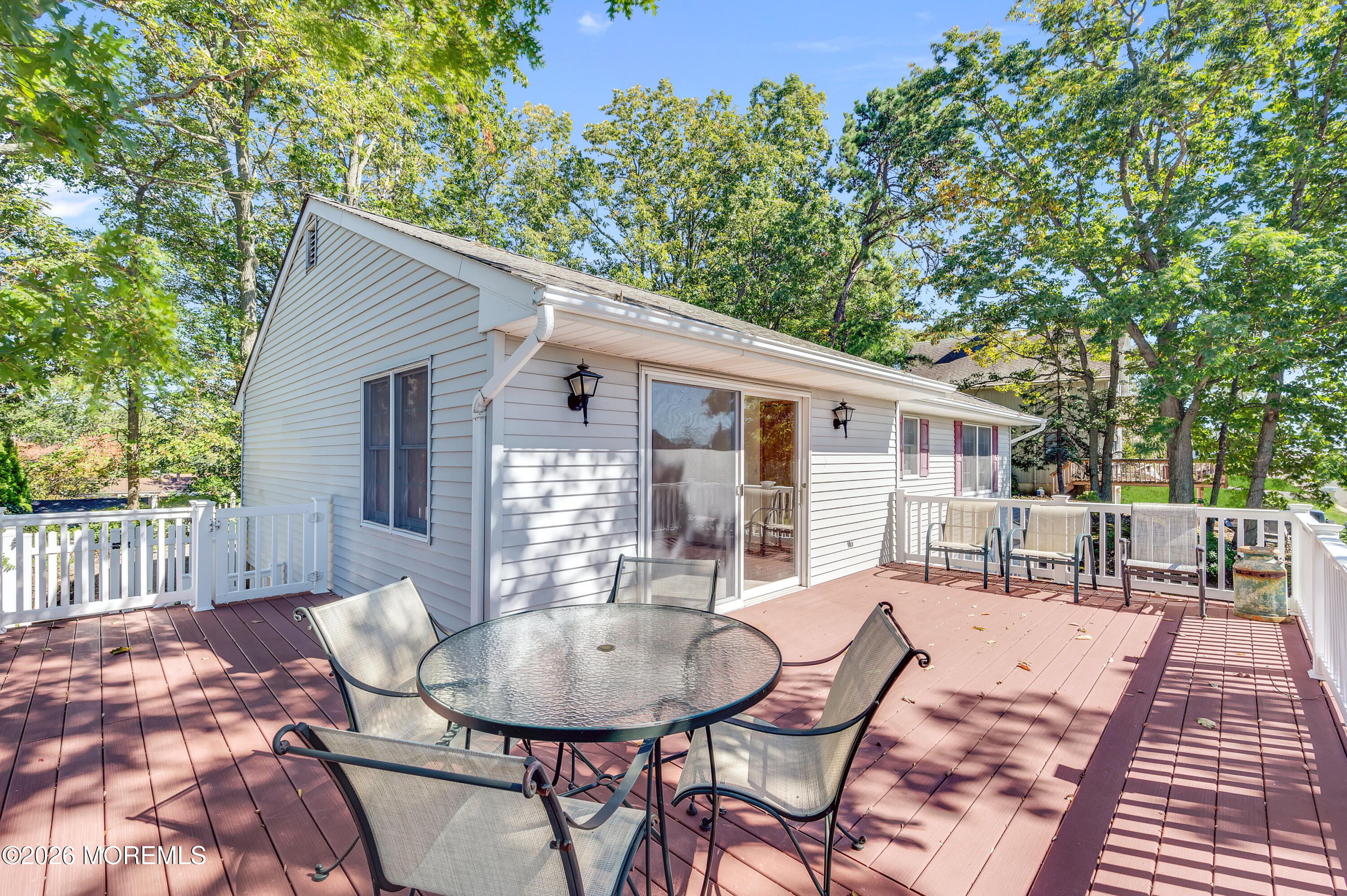 127 Arnold Place