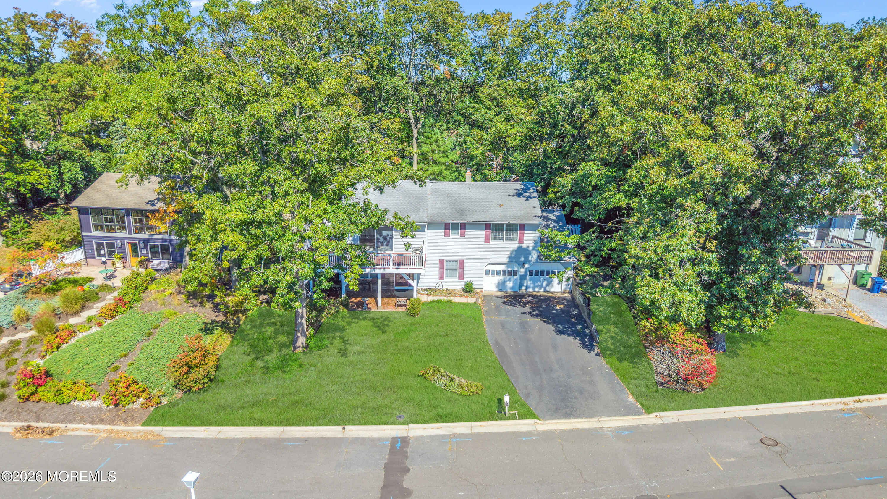 127 Arnold Place