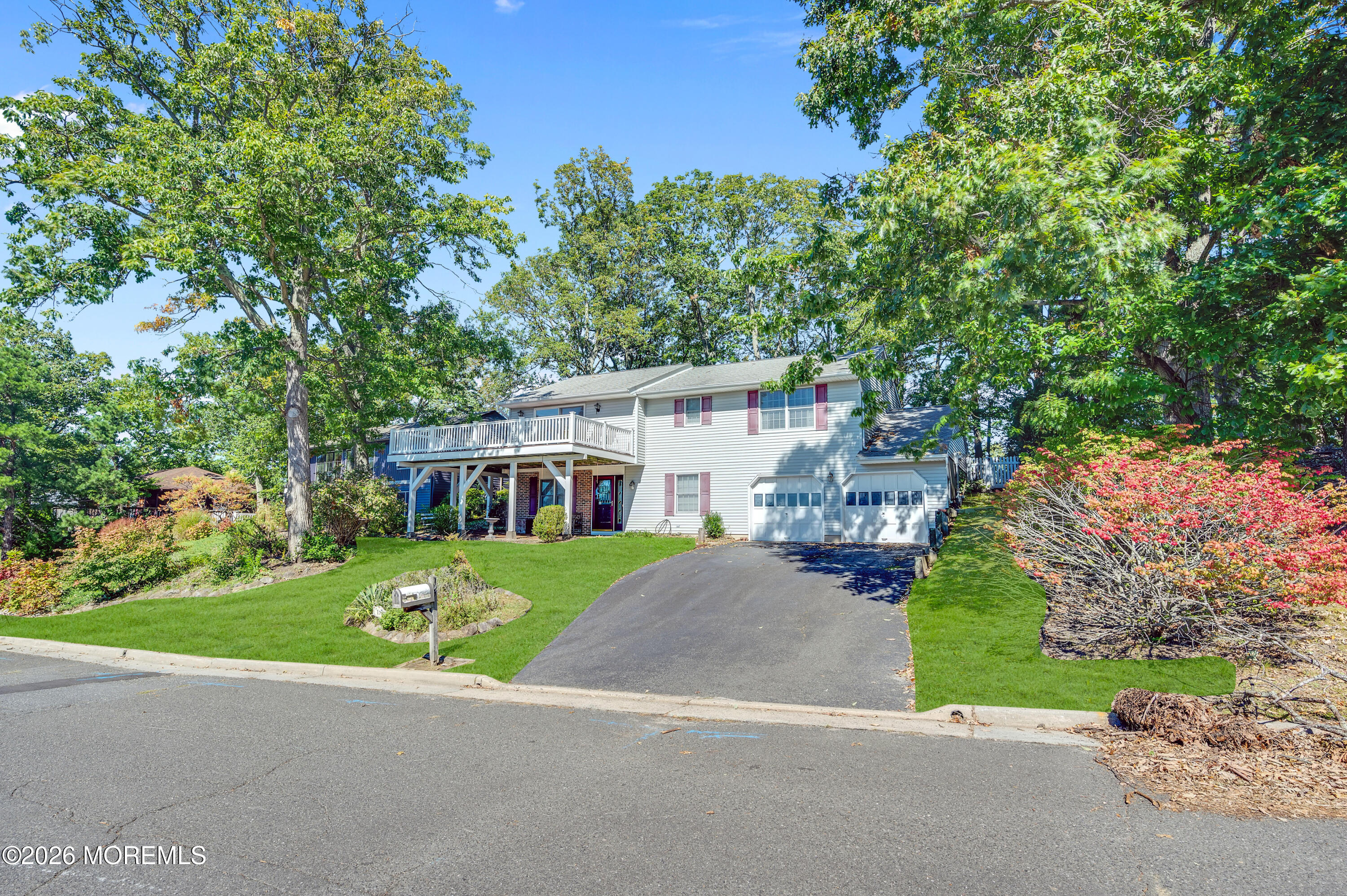 127 Arnold Place