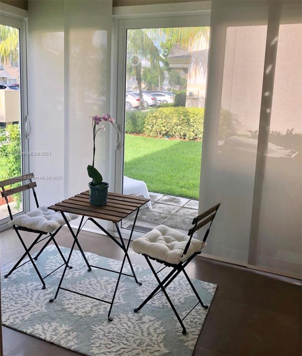 2 Simonton Cir # 2
