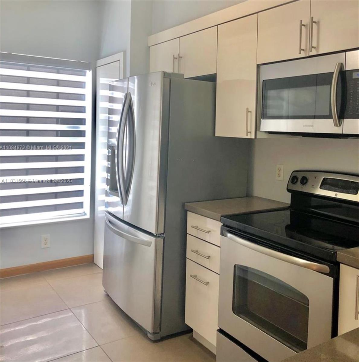 2 Simonton Cir # 2