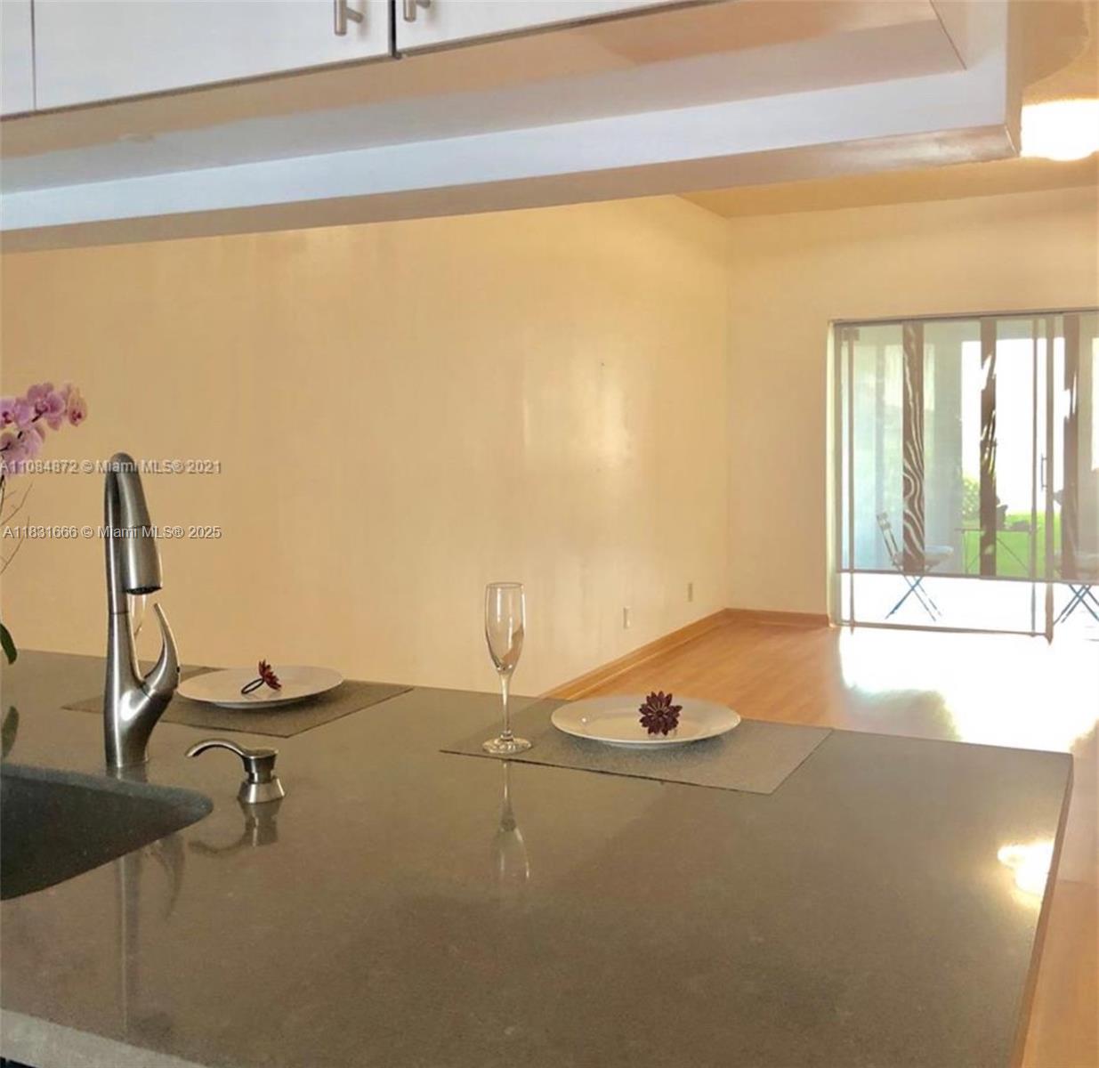 2 Simonton Cir # 2