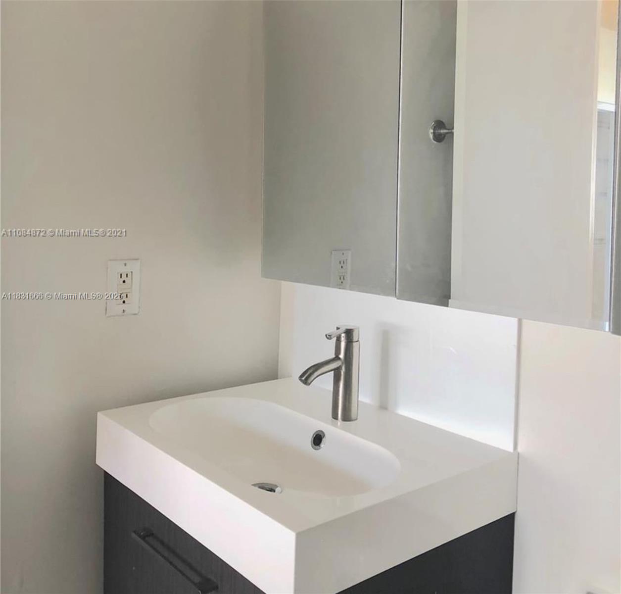 2 Simonton Cir # 2