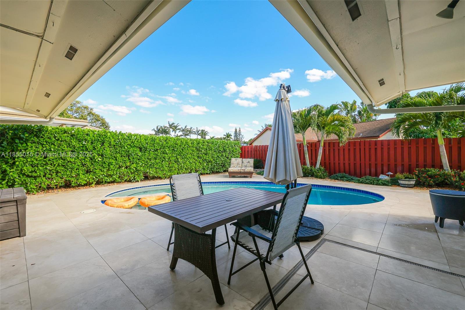 16780 Redwood Way