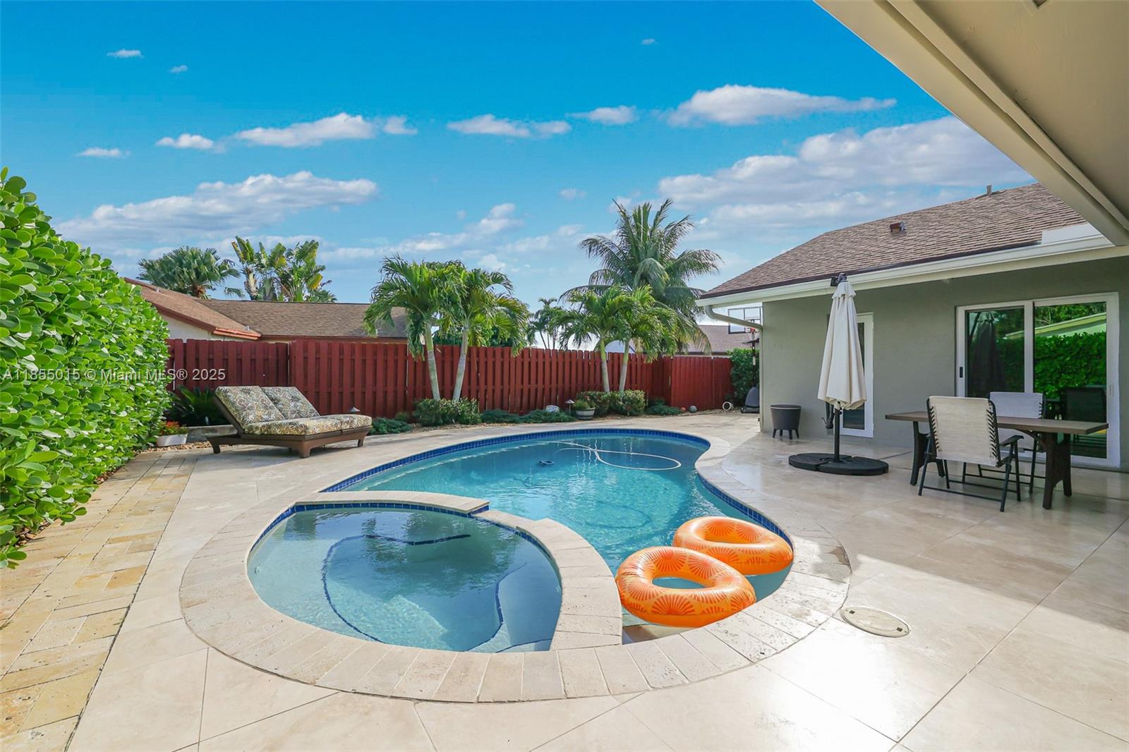 16780 Redwood Way