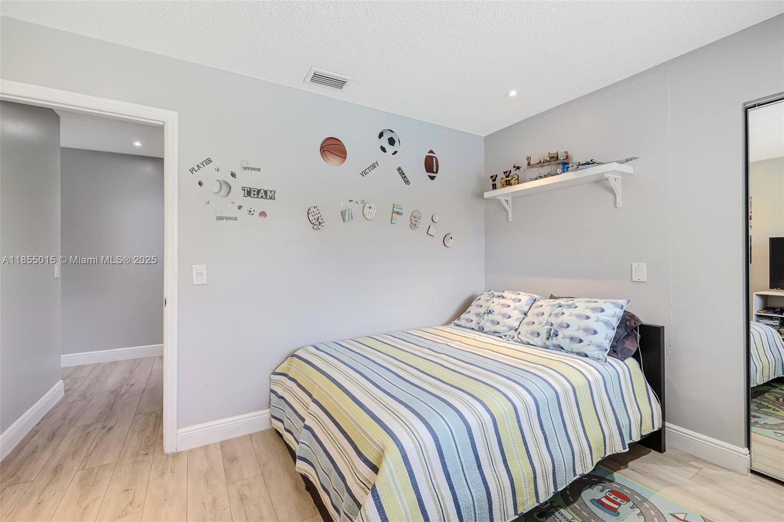 16780 Redwood Way