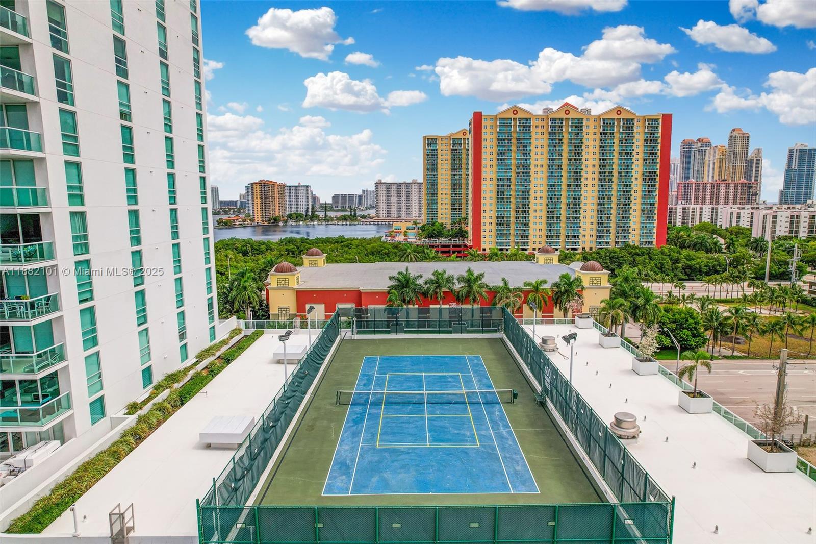 400 Sunny Isles Blvd # 920