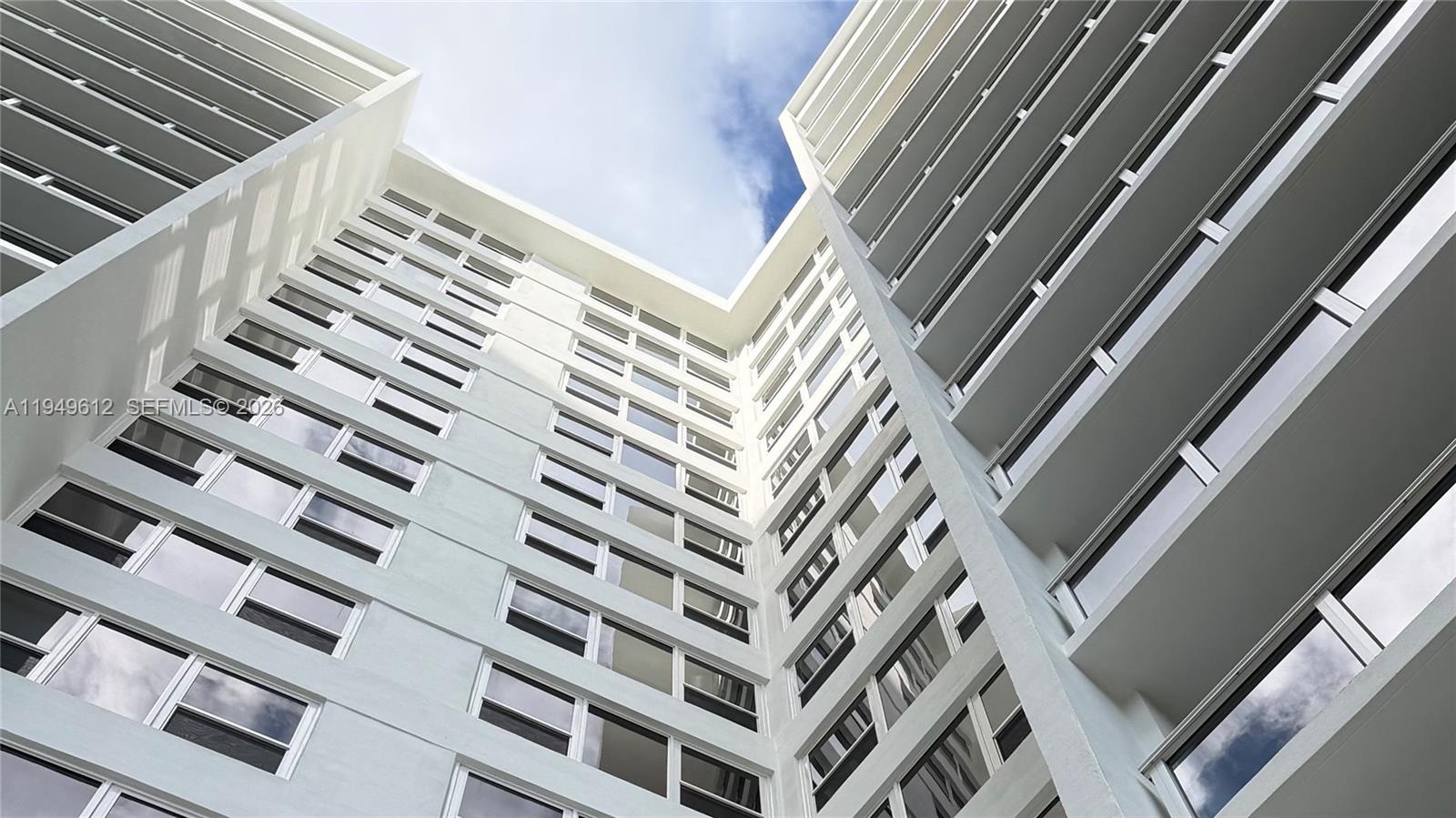 3505 S Ocean Dr # 311