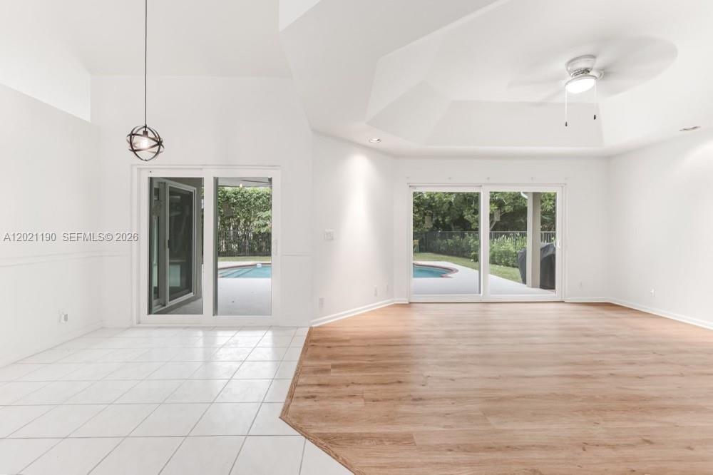 814 Heron Rd