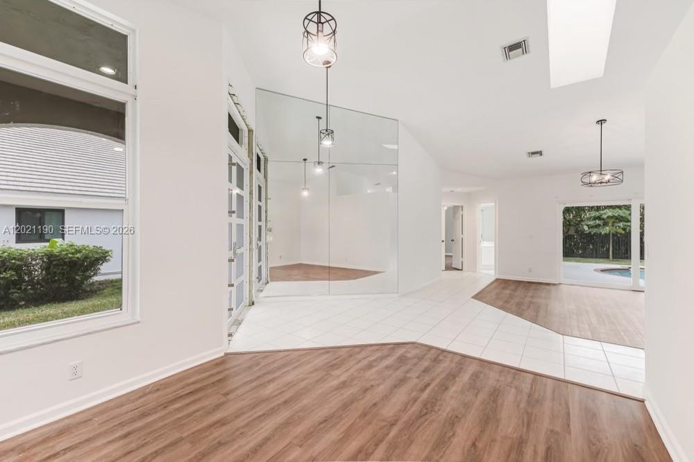 814 Heron Rd