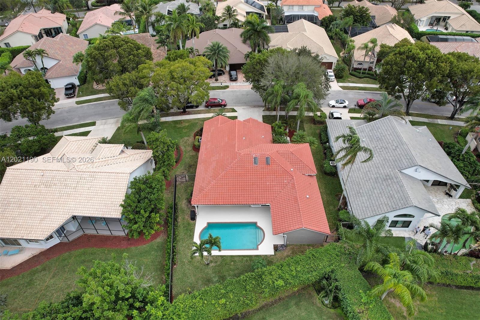 814 Heron Rd