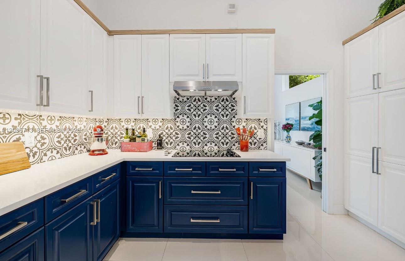 1604 Victoria Pointe Ln
