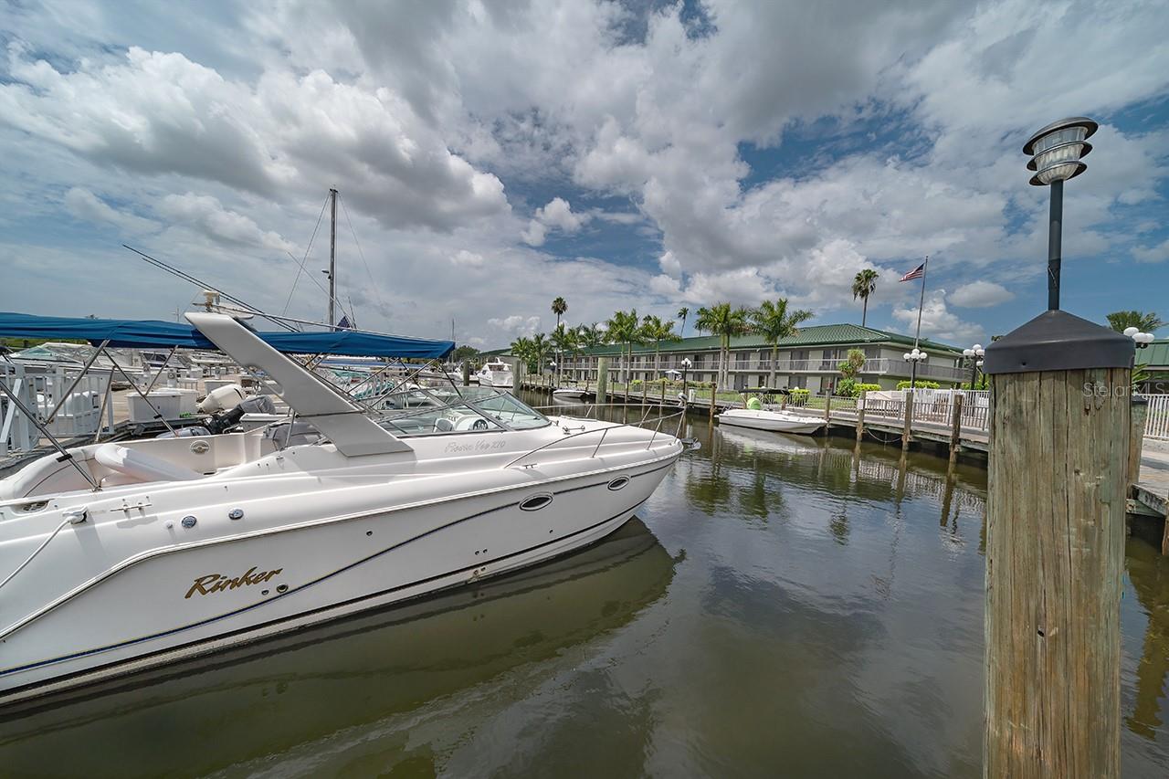 7150 N TAMIAMI TRL #S-606