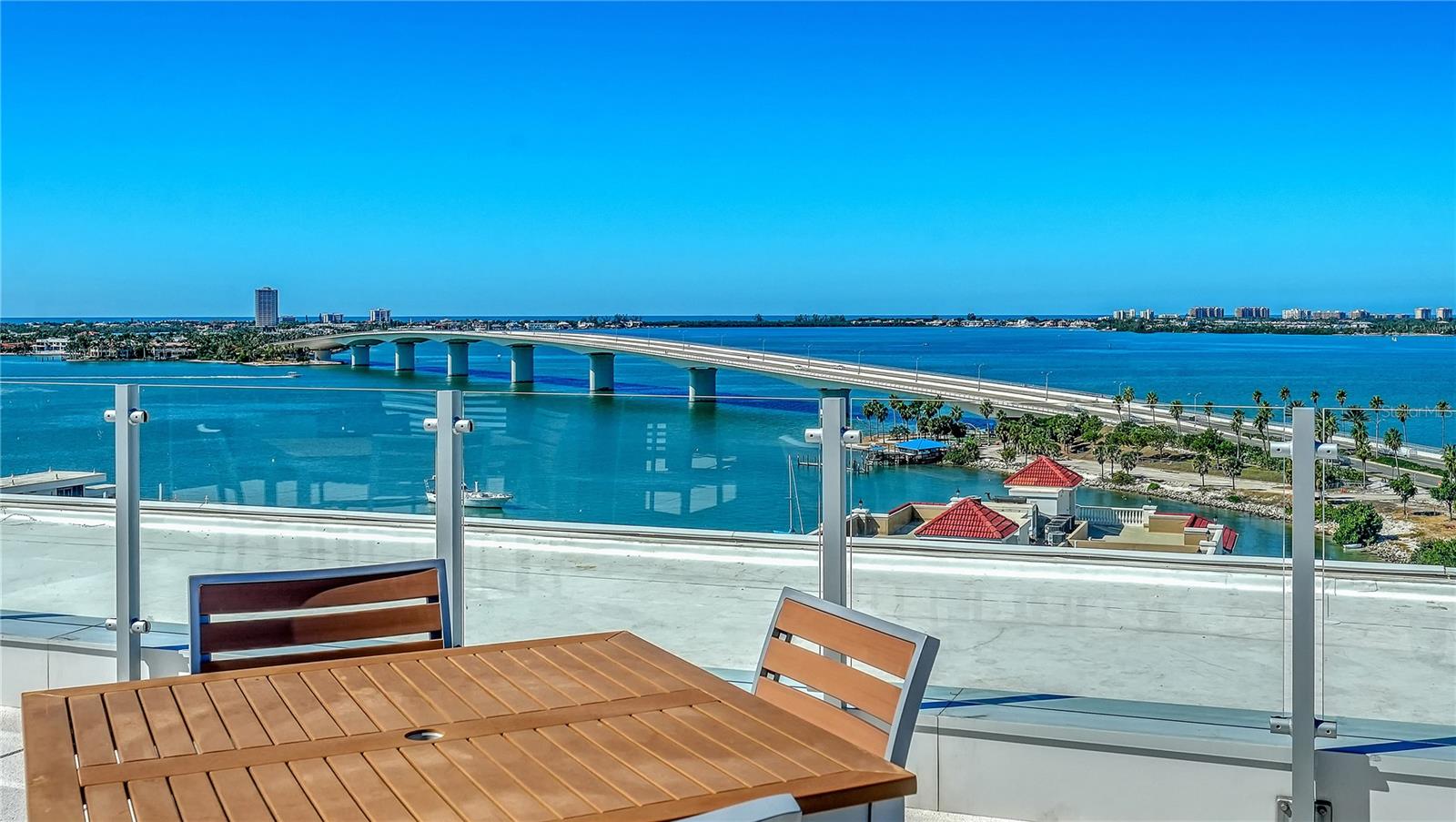 111 GOLDEN GATE PT #201