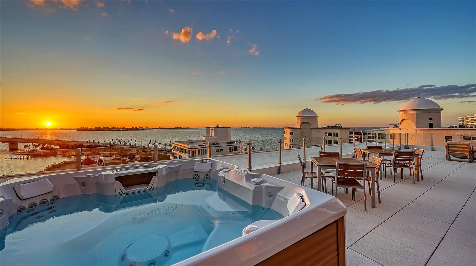 111 GOLDEN GATE PT #201