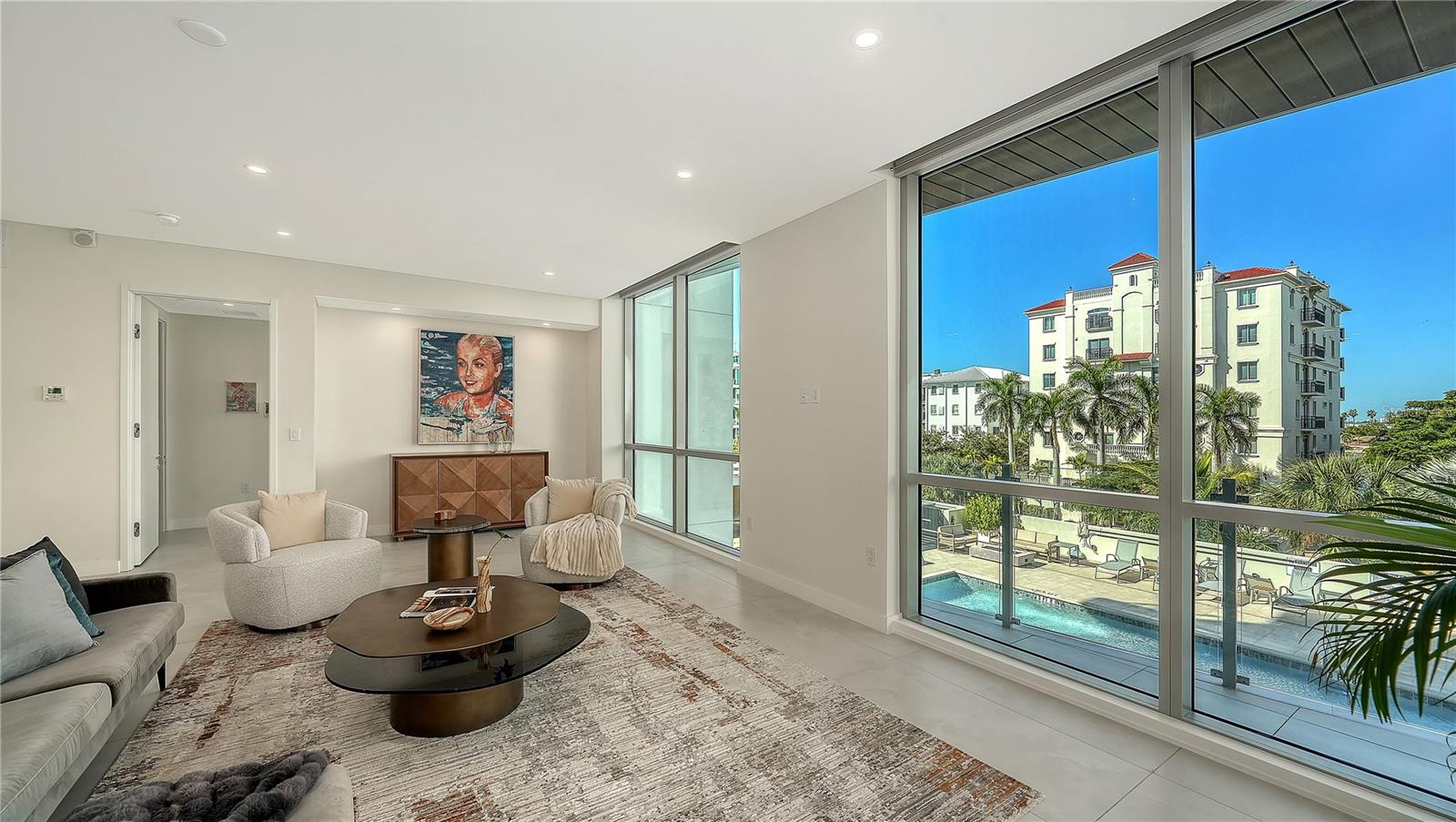 111 GOLDEN GATE PT #201