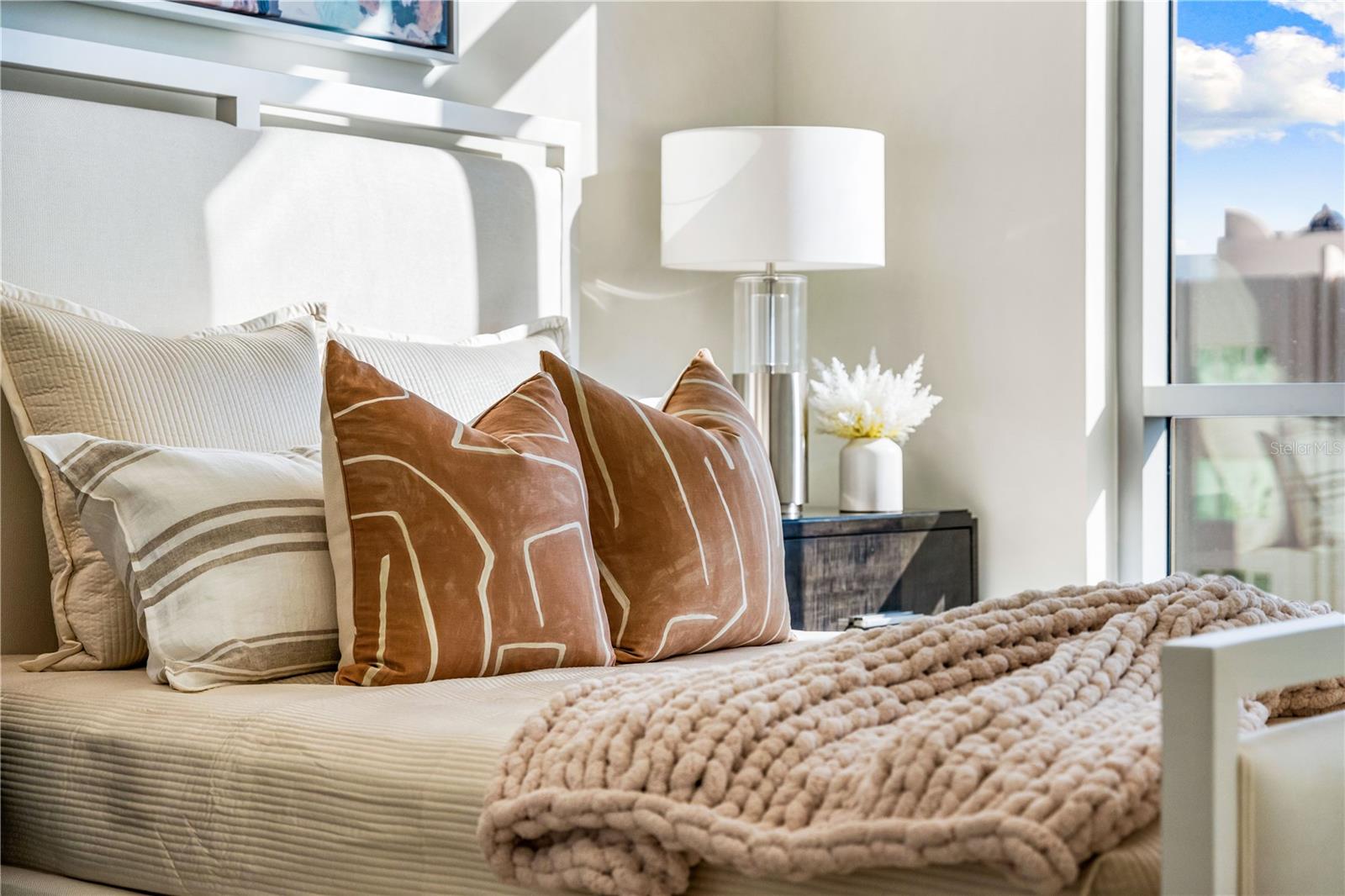 111 GOLDEN GATE PT #401