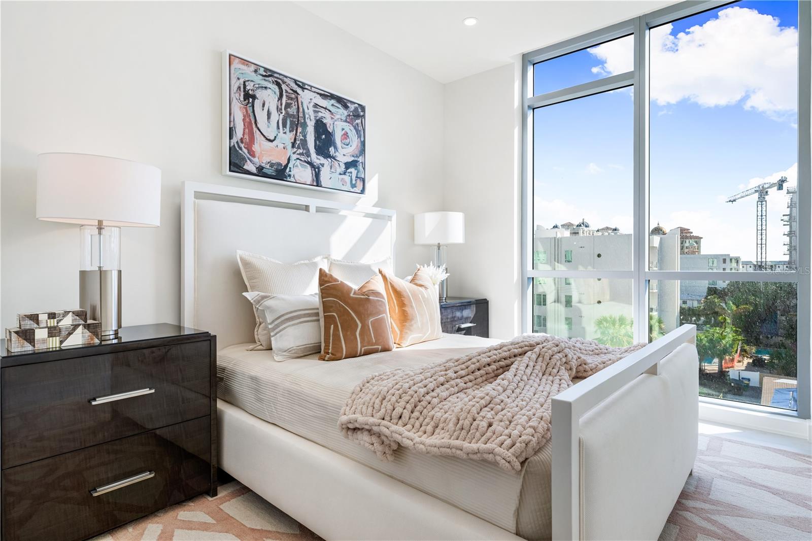 111 GOLDEN GATE PT #401