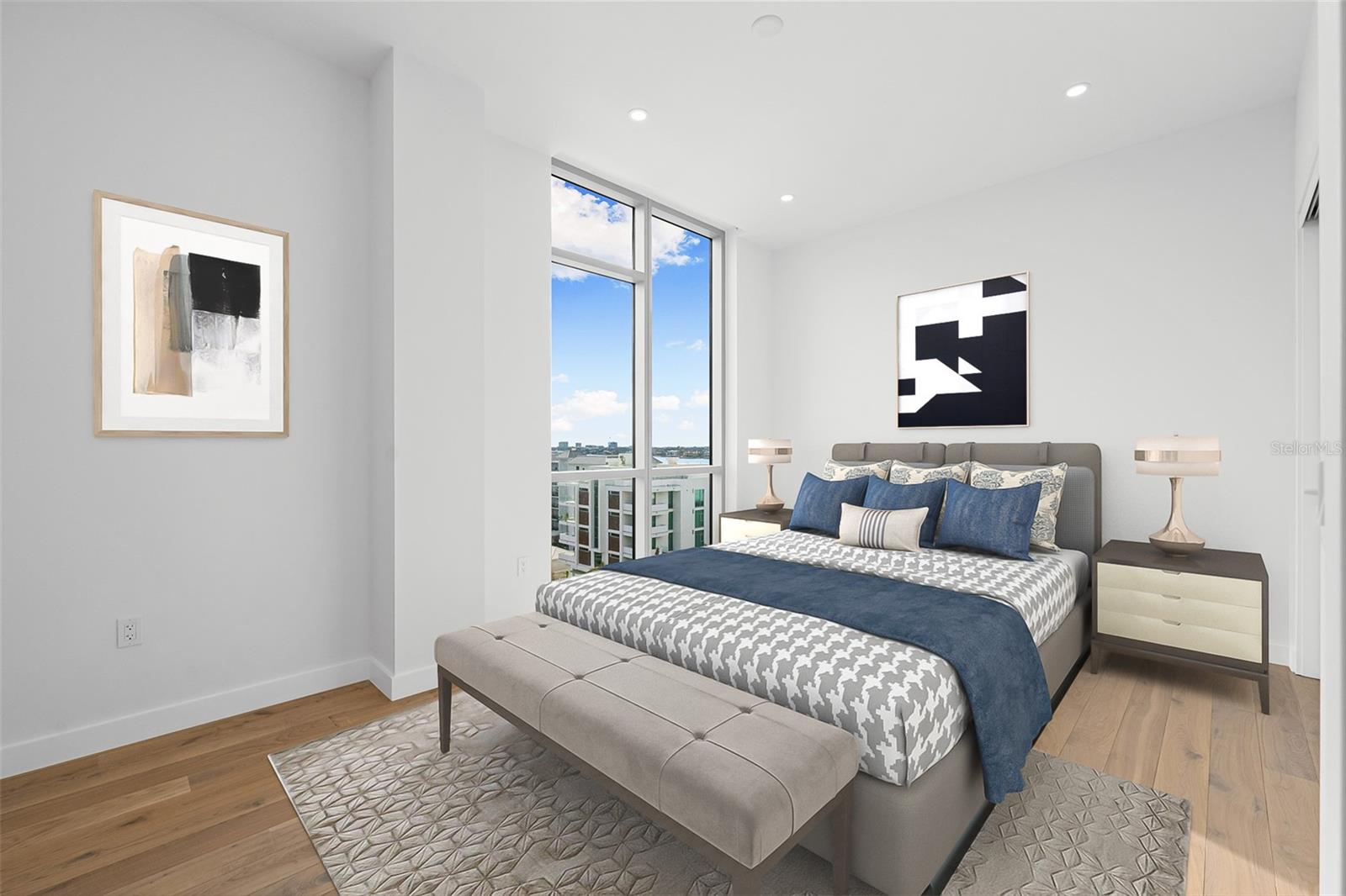111 GOLDEN GATE PT #701PH