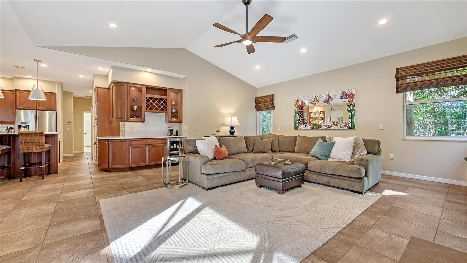 8504 WOODBRIAR DR