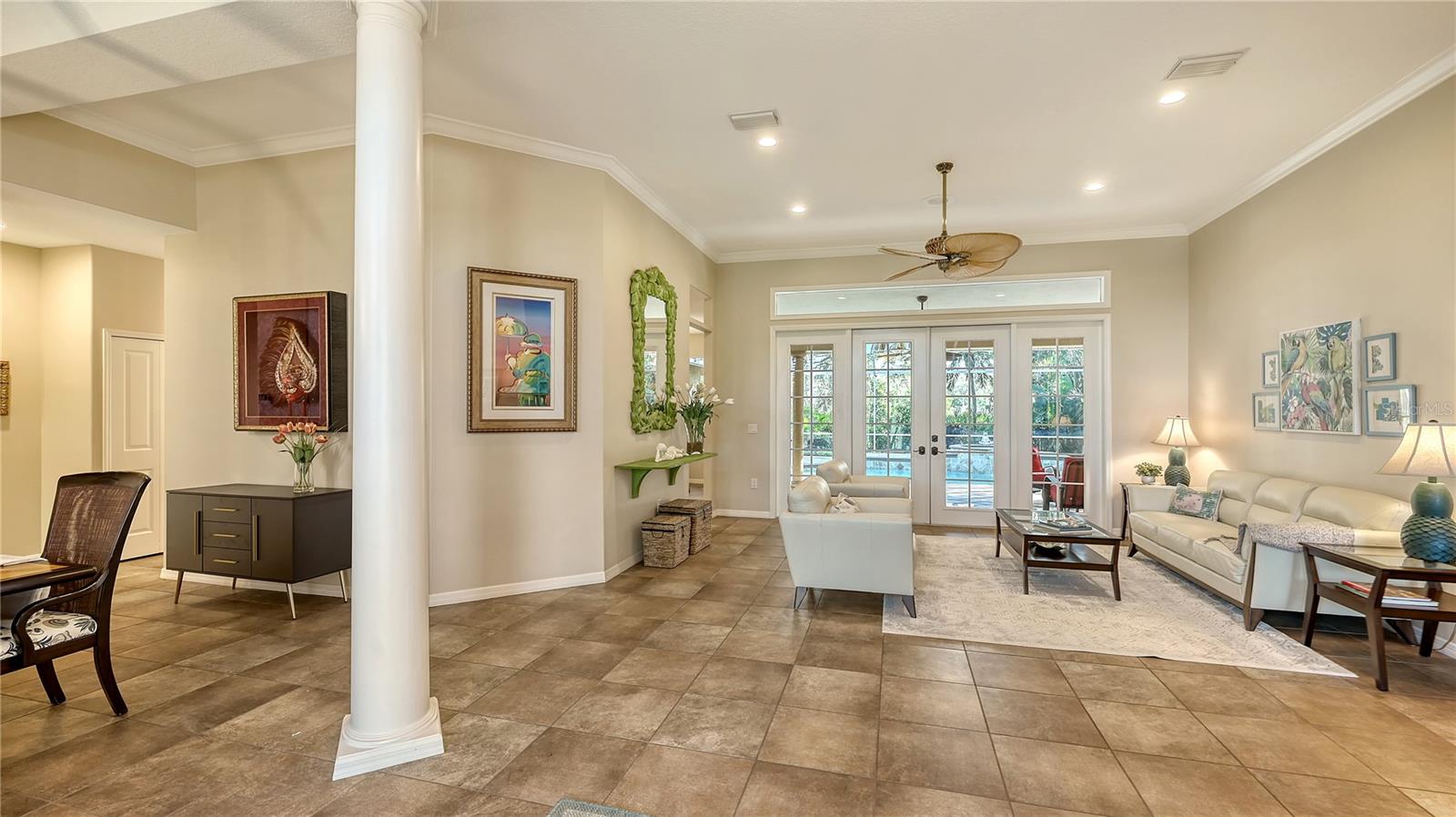 8504 WOODBRIAR DR
