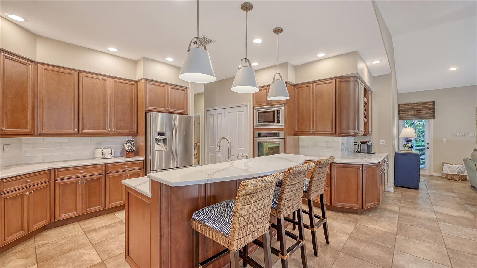 8504 WOODBRIAR DR