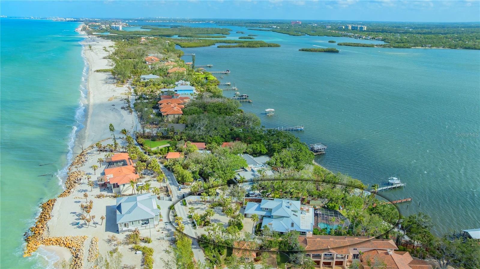 1042 N CASEY KEY RD