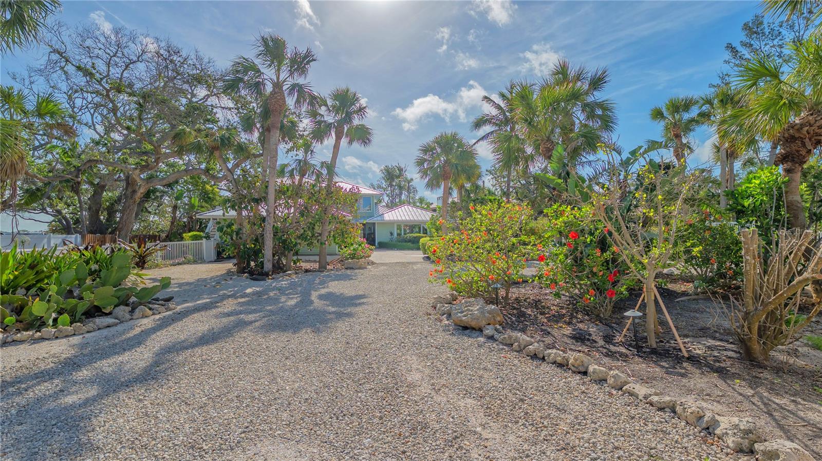 1042 N CASEY KEY RD