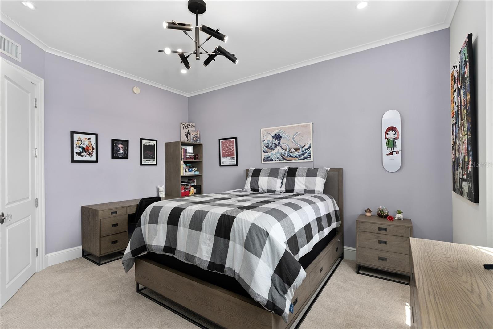 5531 CANNES CIR #201