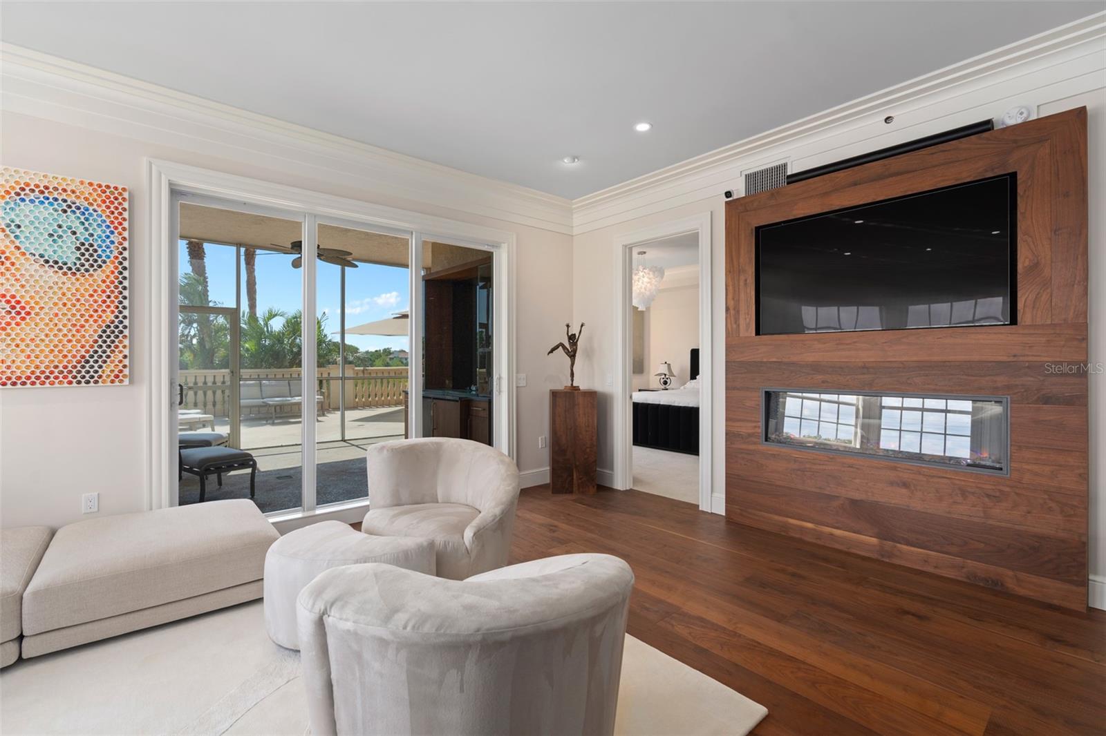 5531 CANNES CIR #201