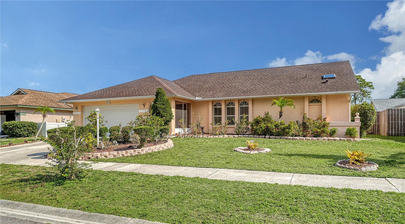 5613 SWEETWATER OAK DR