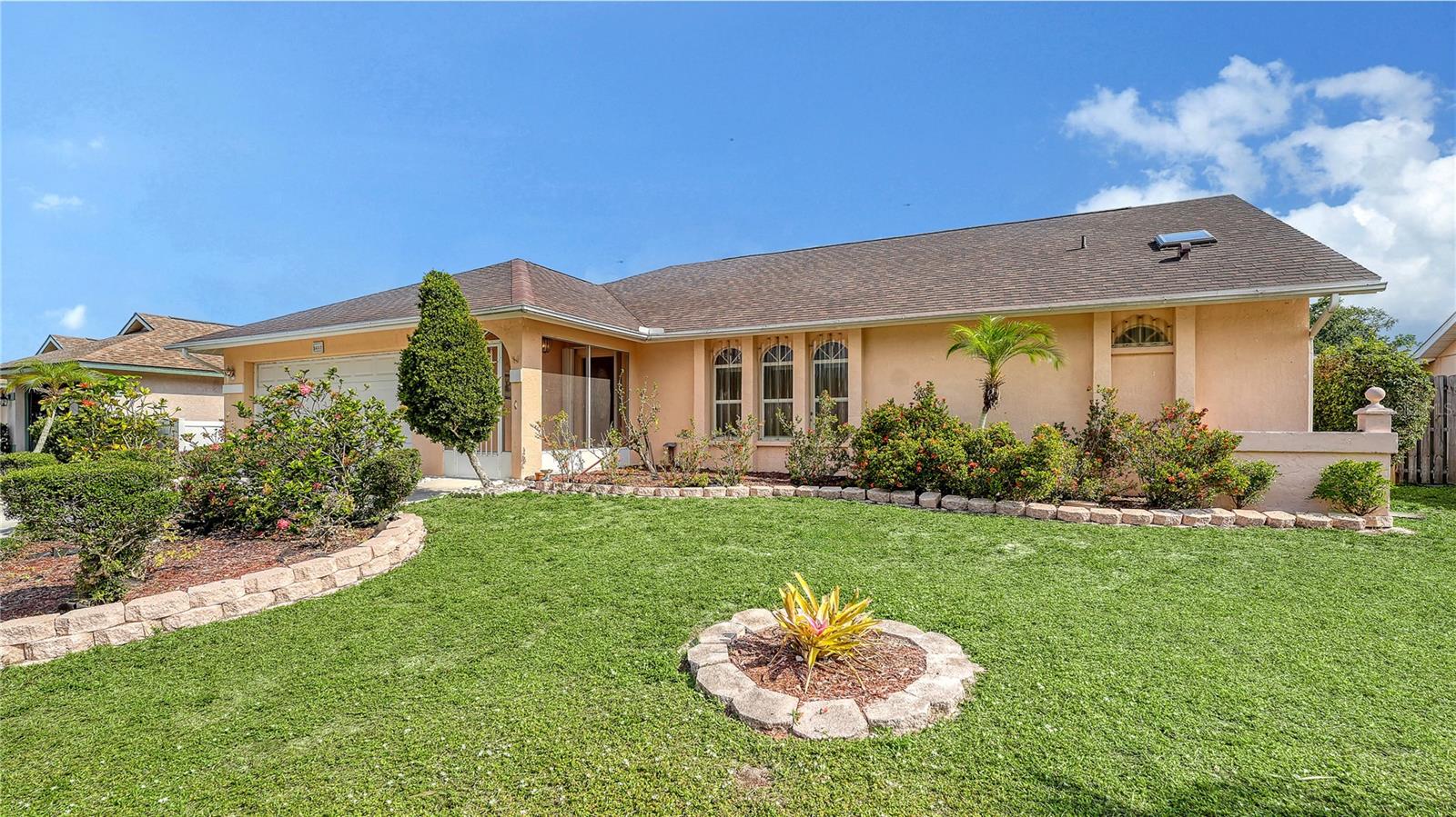 5613 SWEETWATER OAK DR