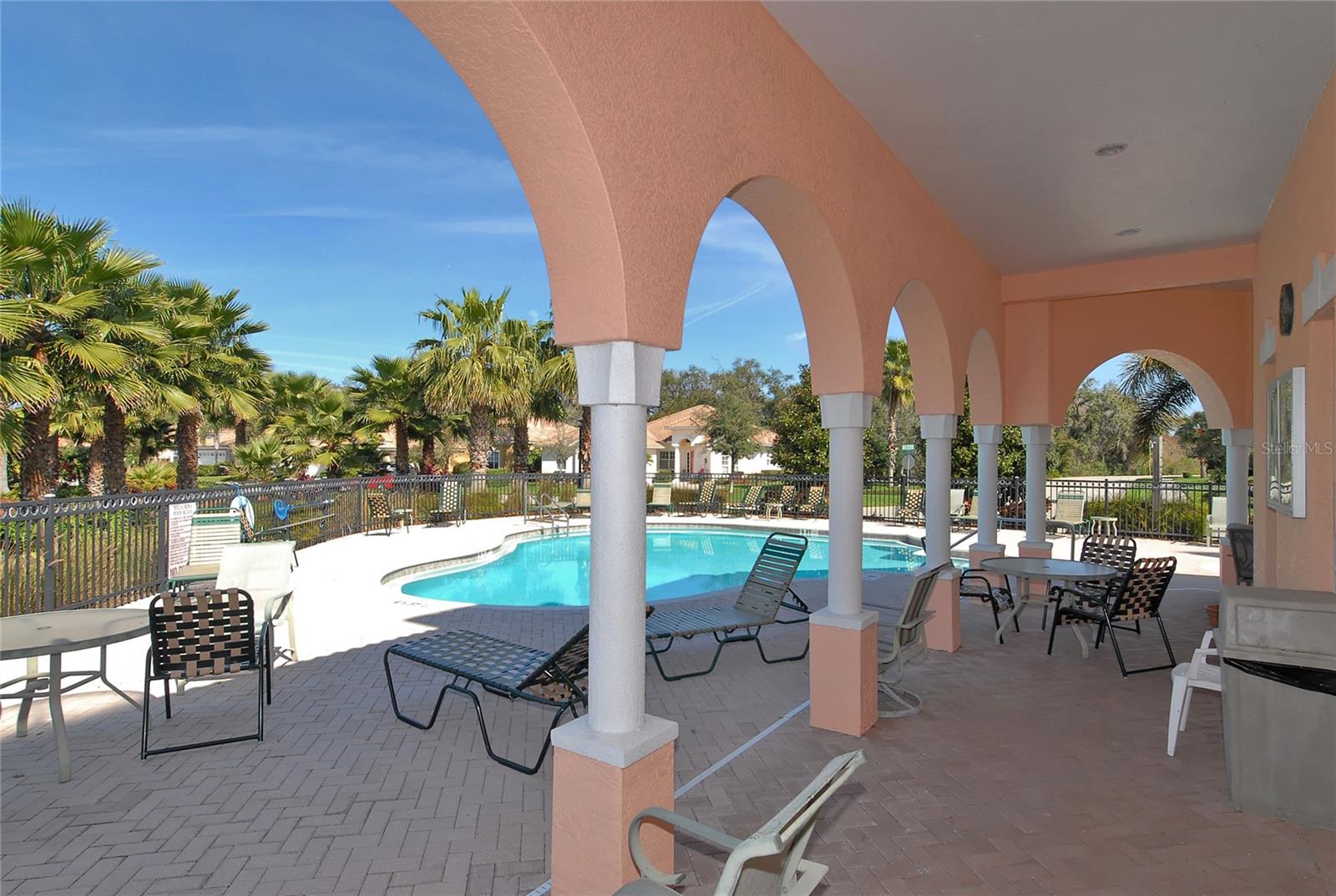 4200 REFLECTIONS PKWY