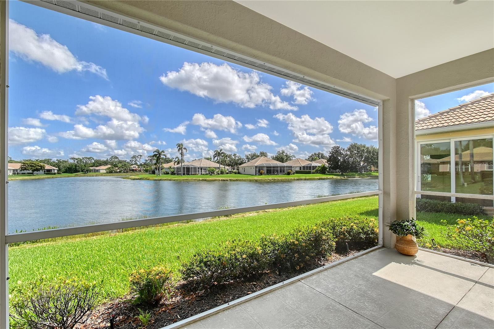 4200 REFLECTIONS PKWY