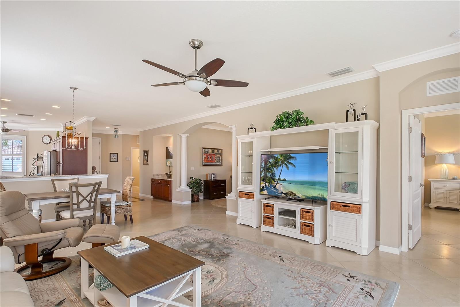 4200 REFLECTIONS PKWY