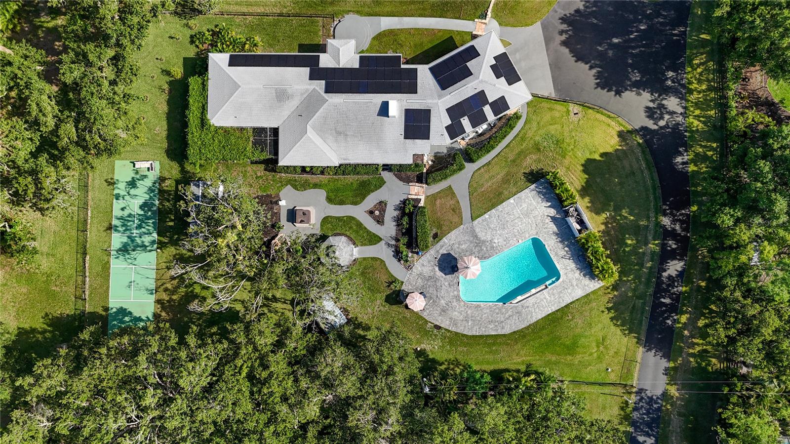 3425 W FOREST LAKE CIR