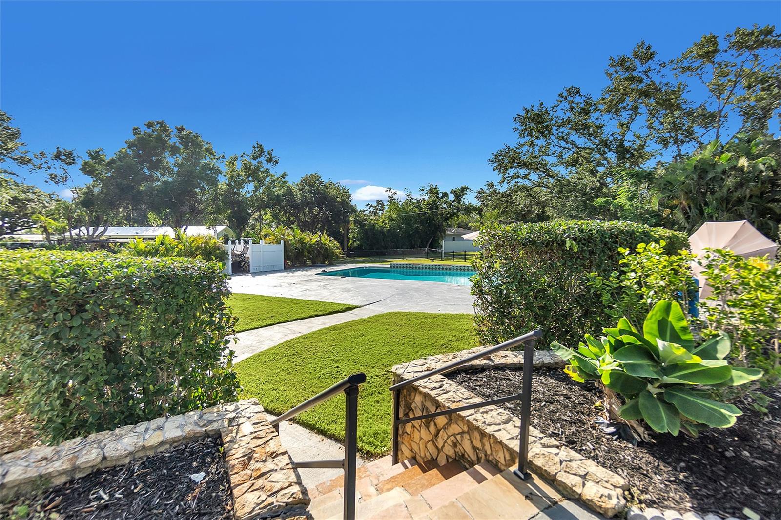 3425 W FOREST LAKE CIR