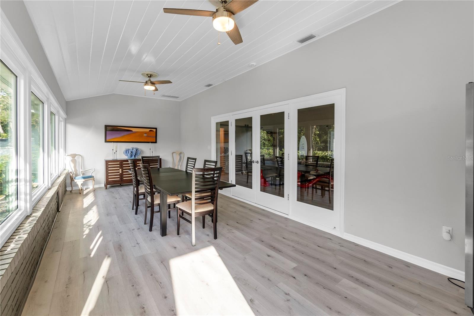 3425 W FOREST LAKE CIR